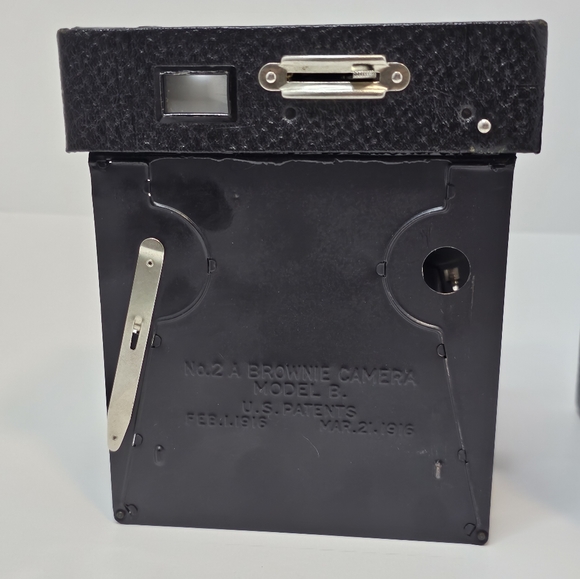 Kodak N0 2A Brownie 116 film camera - Picture 2 of 7